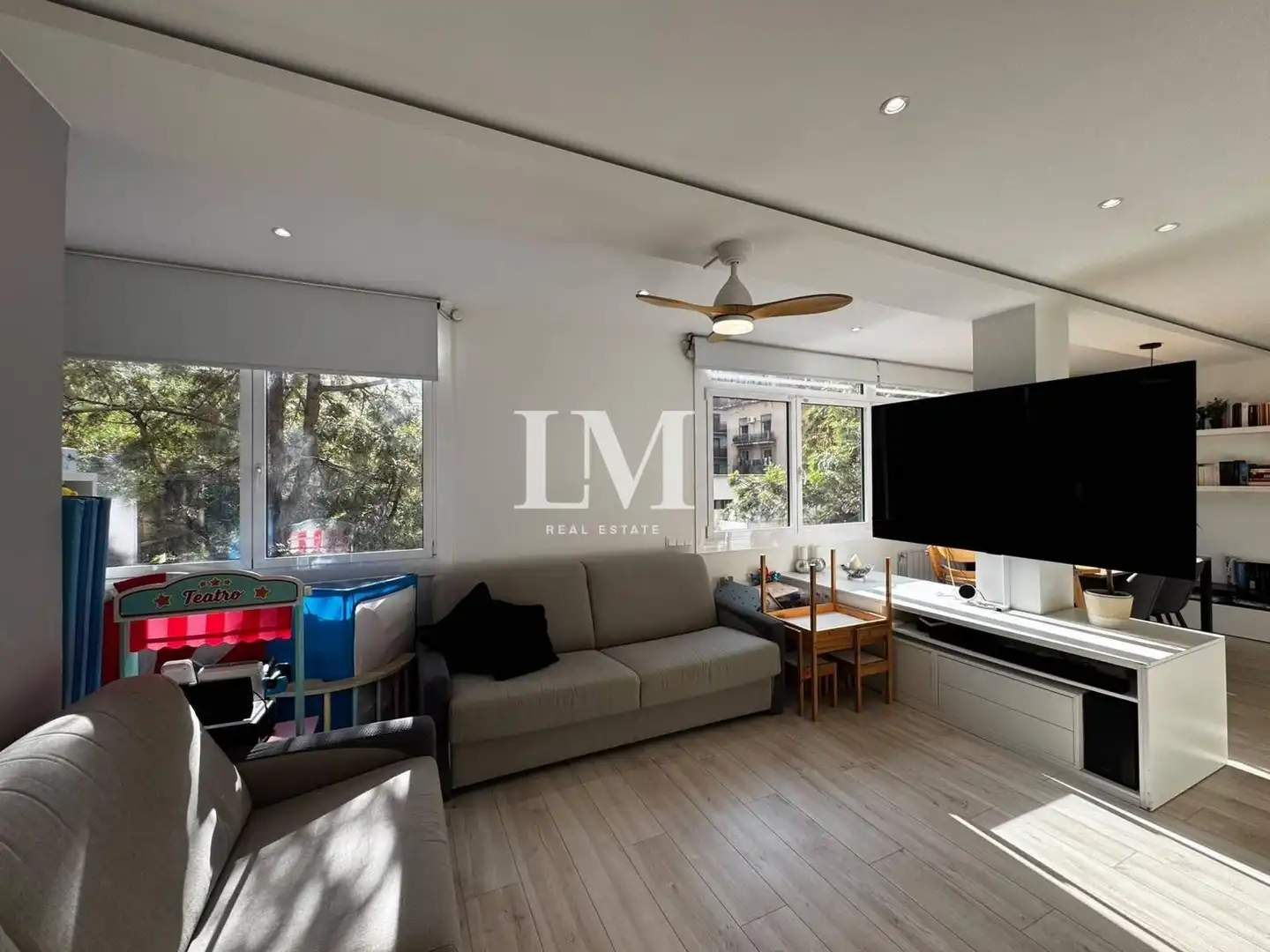 Dormitori de Apartament en venda en Gràcia
