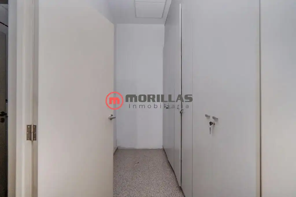 Local en venta en Lorca con Aire acondicionado