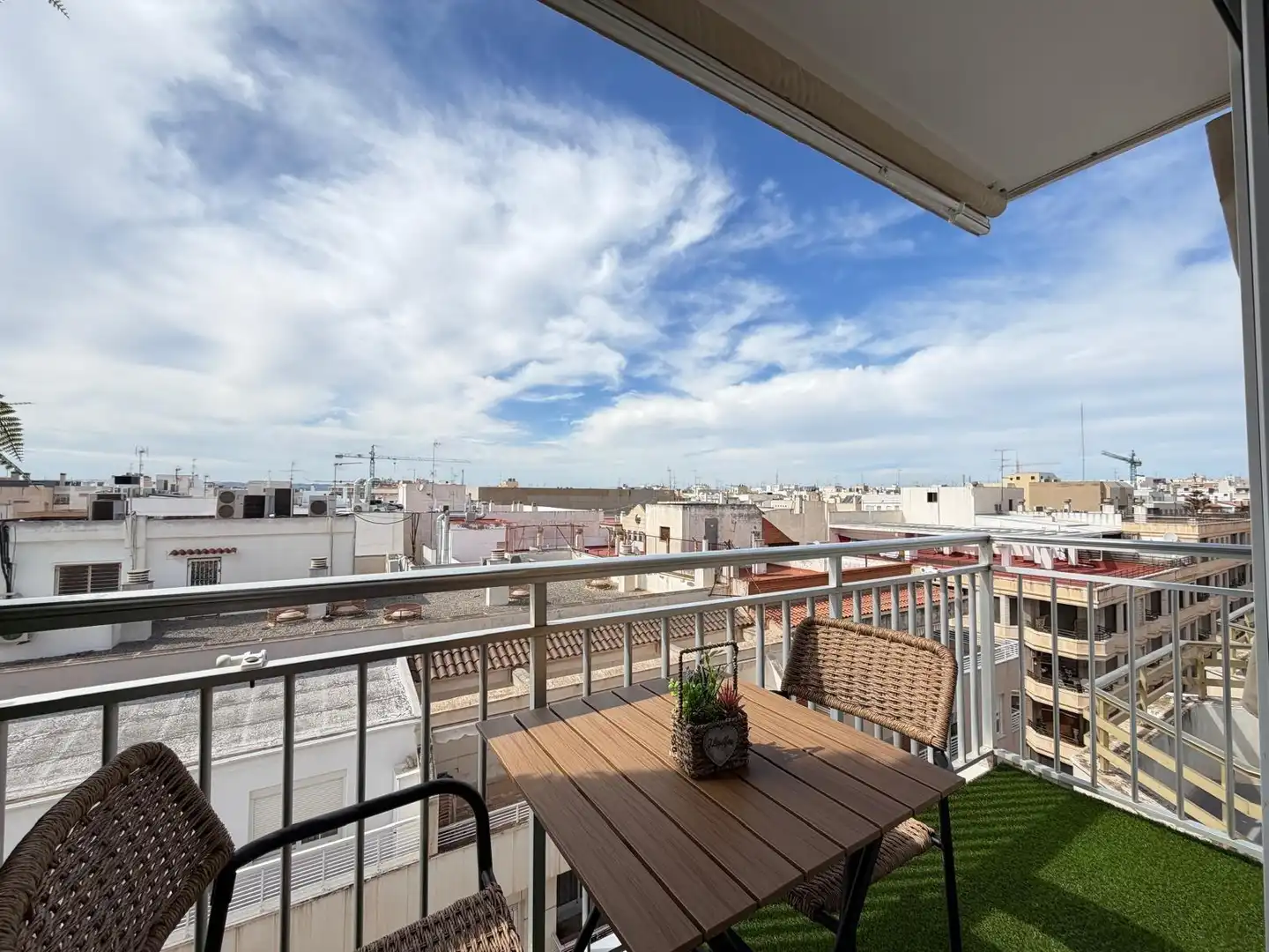 Terraza de Ático en venta en Torrevieja con Aire acondicionado, Calefacción y Amueblado