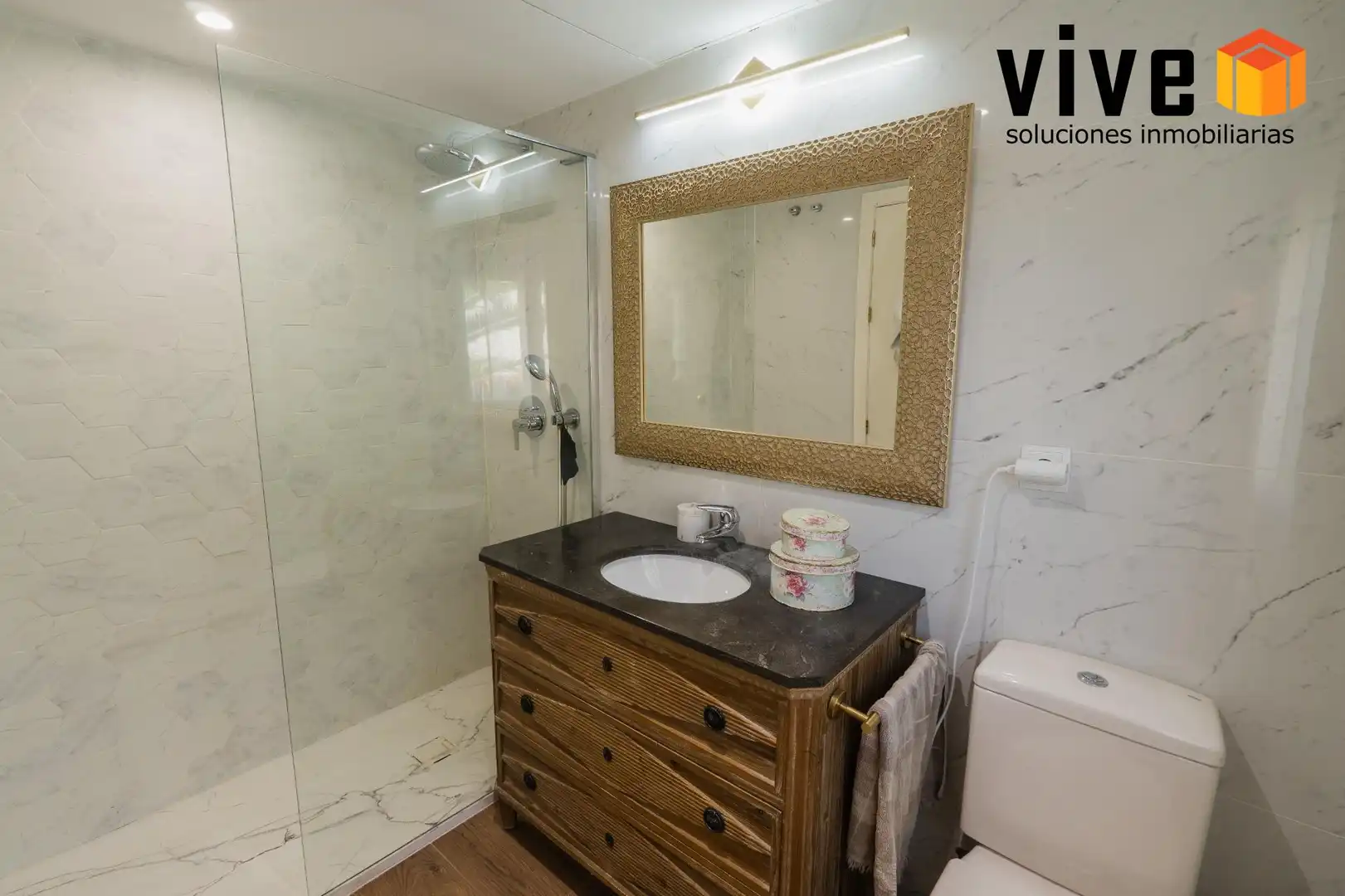 Baño de Casa o chalet en venta en Guillena con Aire acondicionado, Calefacción y Terraza