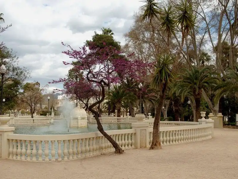 Garten von Gebäude zur Miete in Castellón de la Plana / Castelló de la Plana