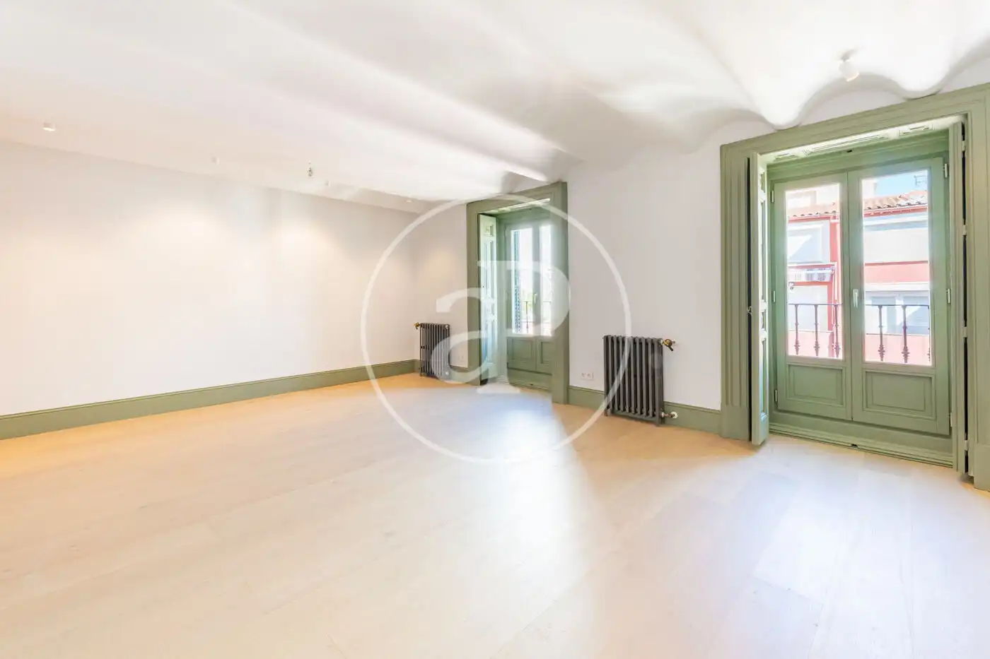 Living room of Flat for sale in Madrid  with Air Conditioner, Heating and Balcony