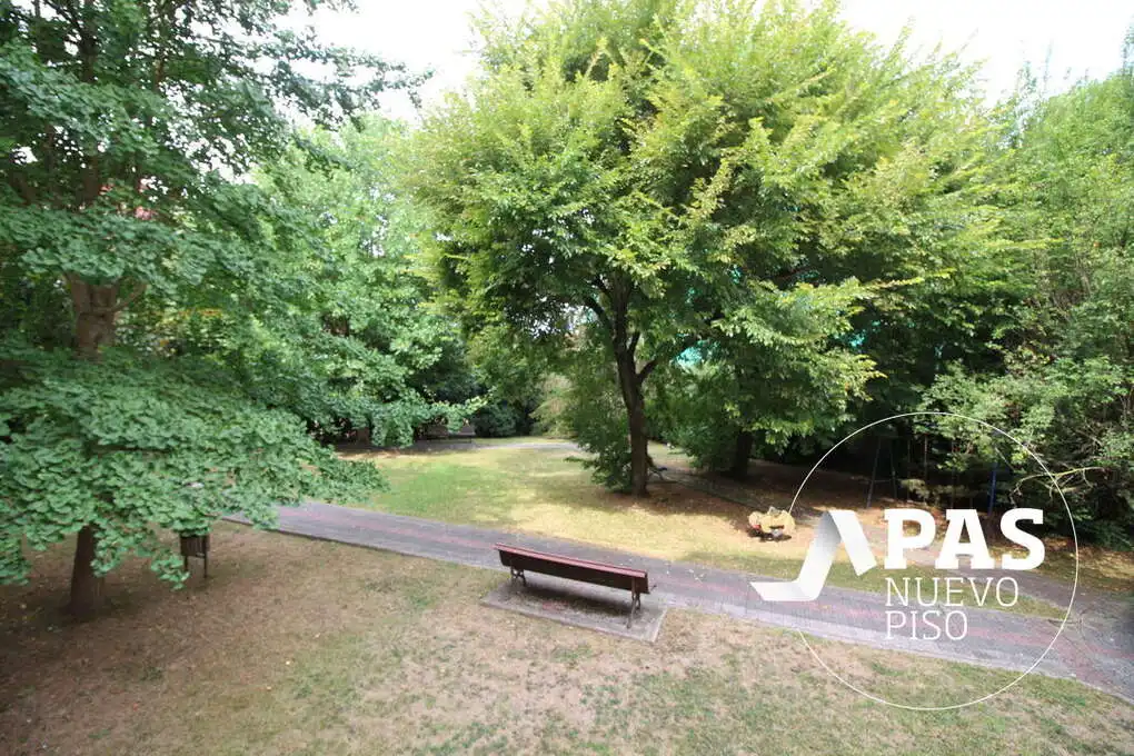 Piso en venta en Santander con Aire acondicionado, Calefacción y Jardín privado
