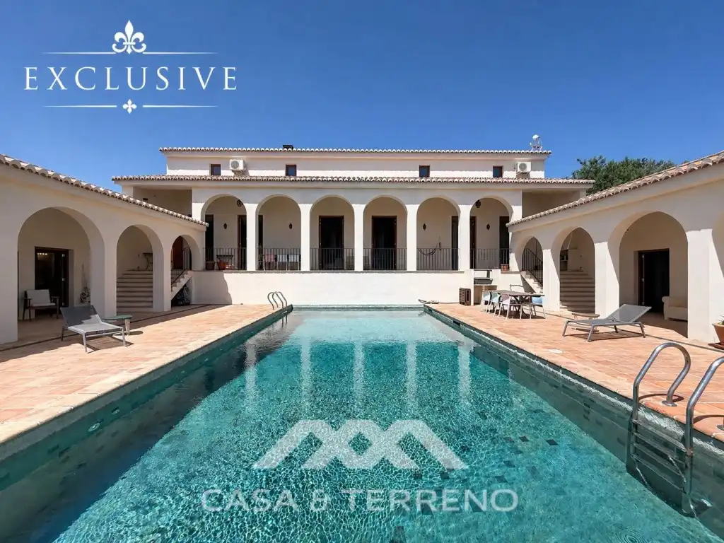 Vista exterior de Casa o chalet en venta en Alcaucín con Aire acondicionado, Calefacción y Jardín privado