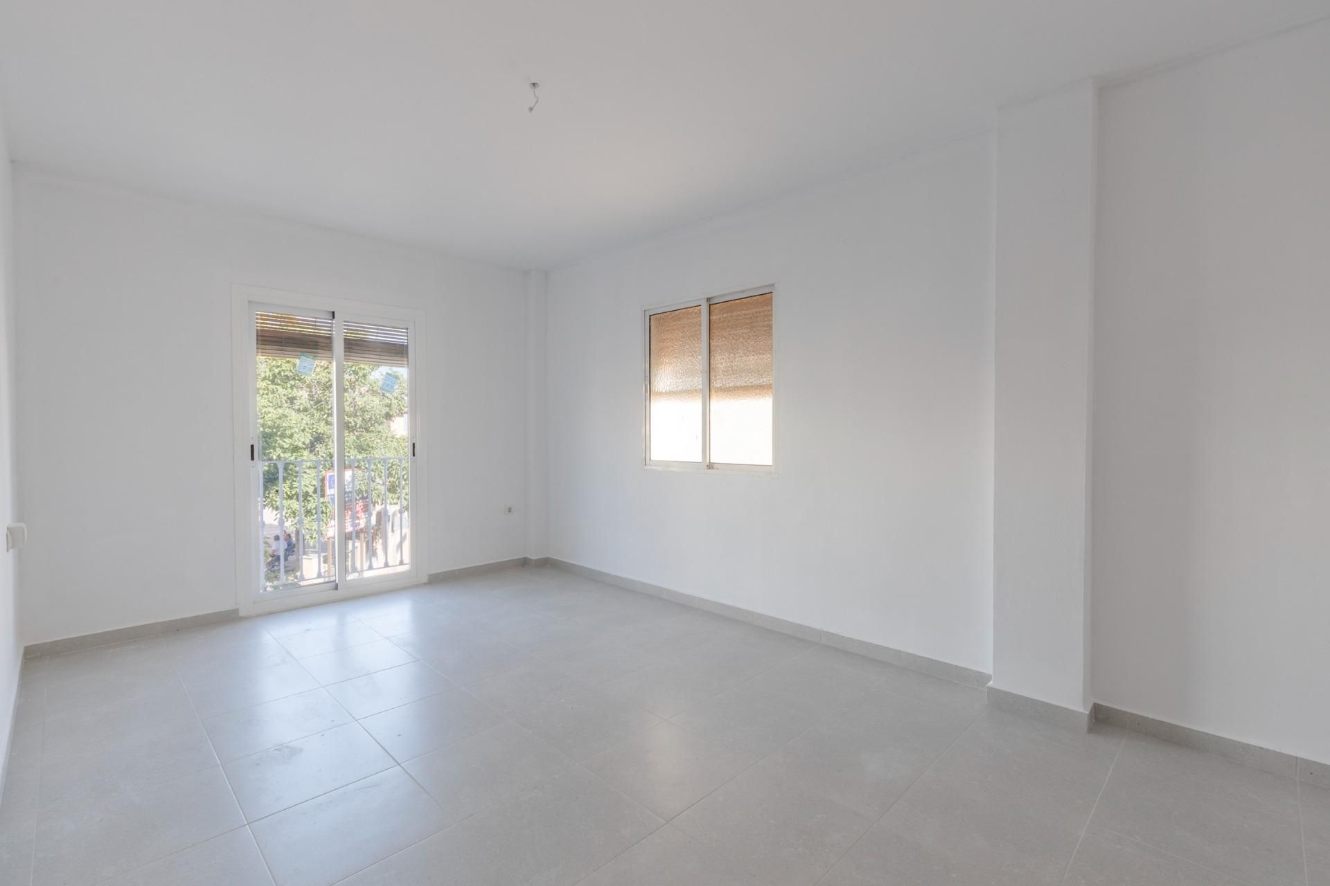 Piso en venta en Monachil con Balcón