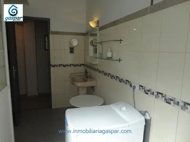 Baño de Piso en venta en Santa Cruz de Tenerife con Amueblado, Horno y Lavadora