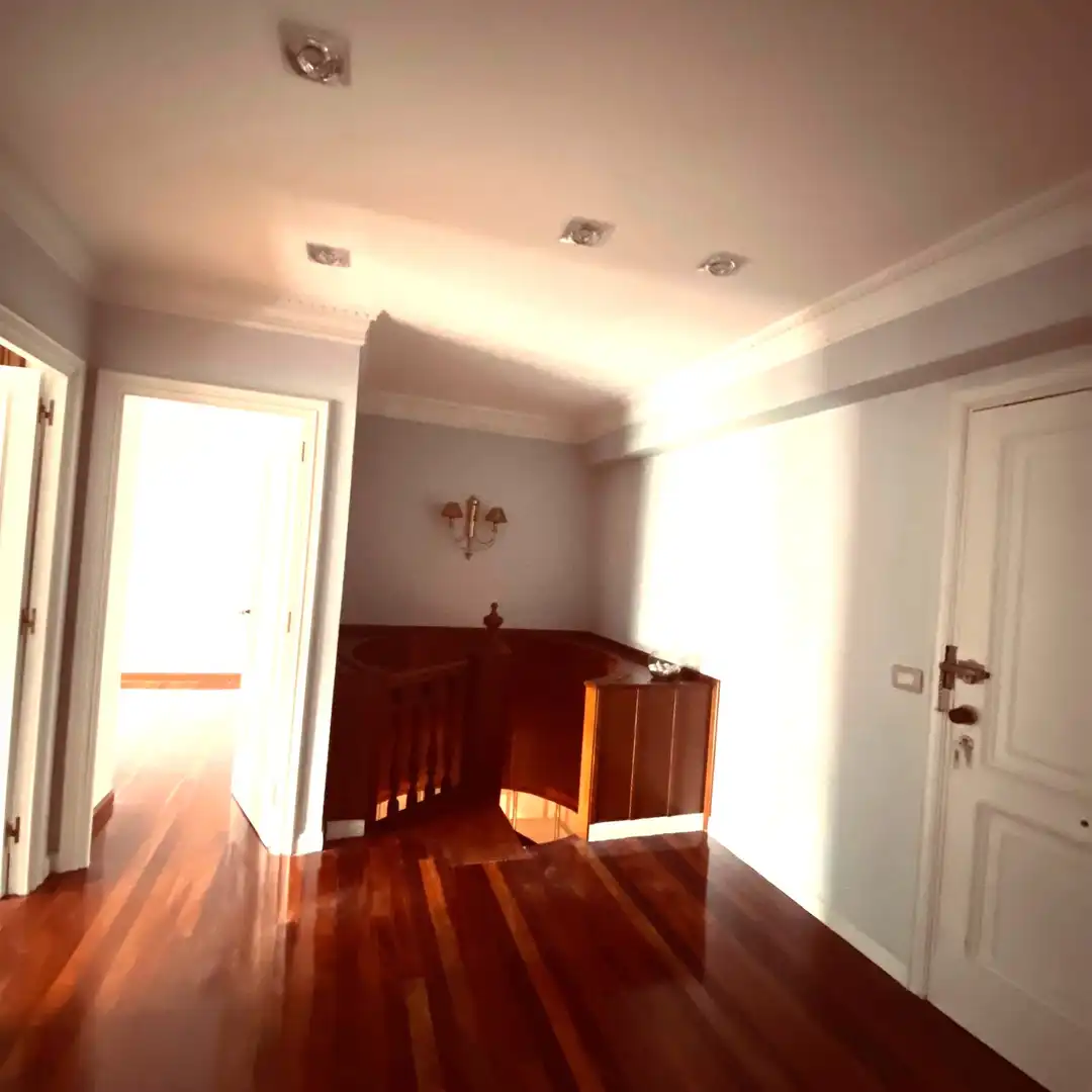 Wohnung zur Miete in Vigo 