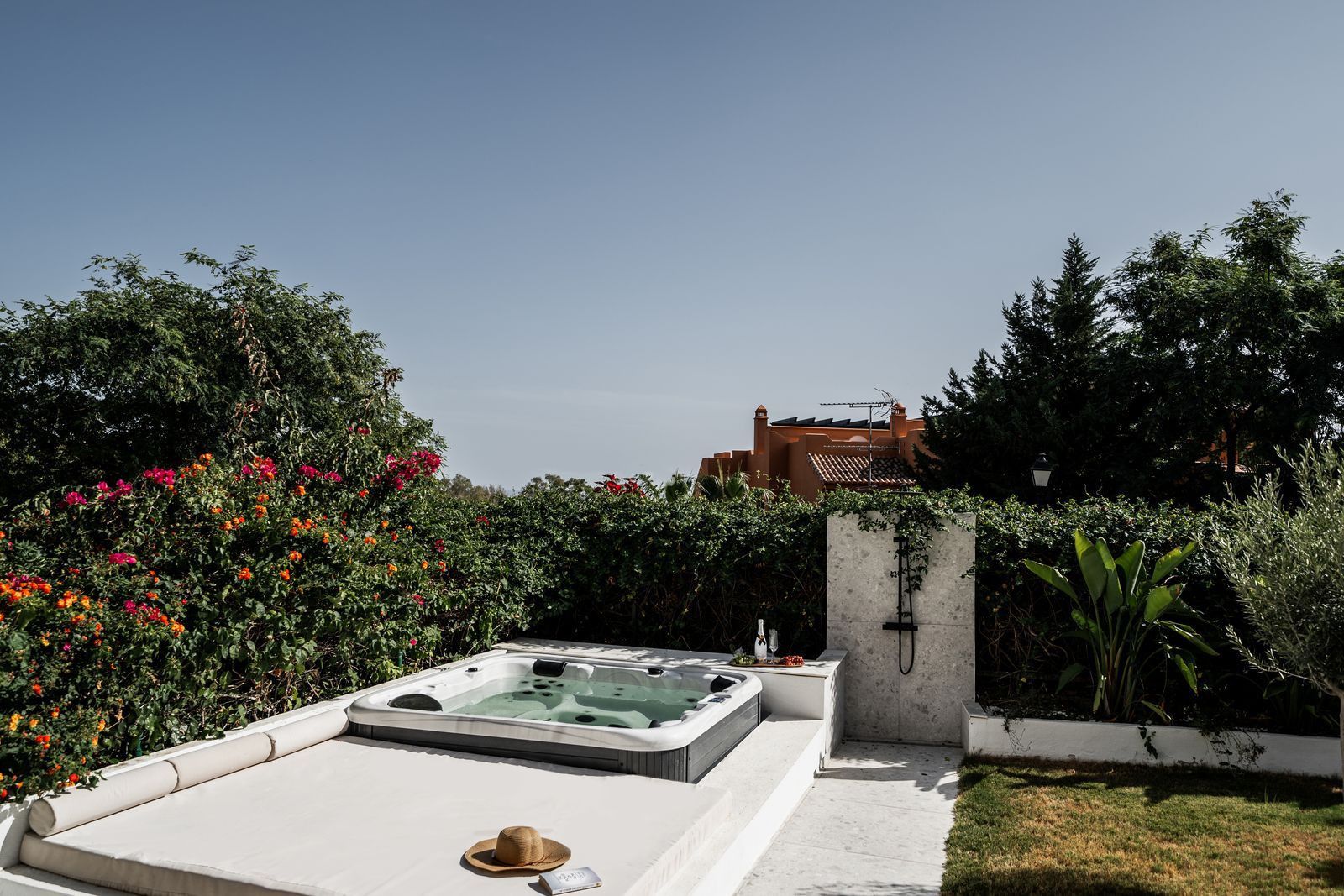 Jardí de Planta baixa en venda en Marbella amb Aire condicionat, Jardí privat i Terrassa