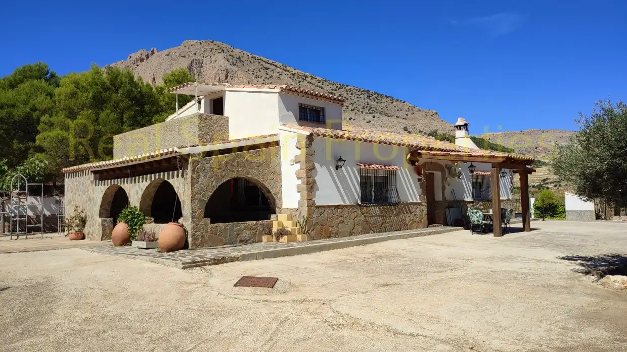 Country house for sale in Vélez-Blanco