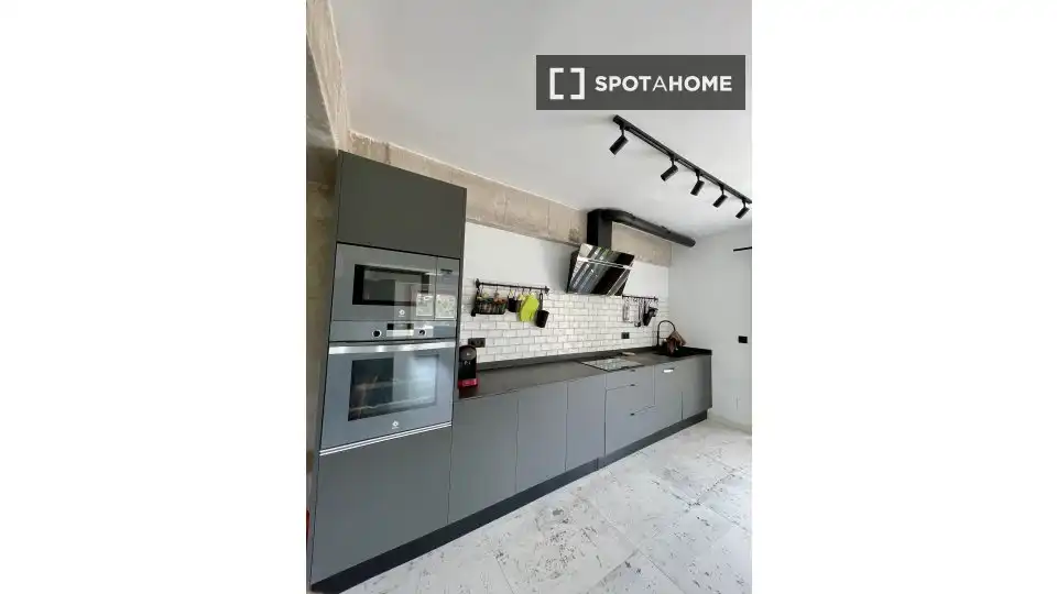 Kitchen of Flat for rent in Gilet  with Air Conditioner, Heating and Furnished