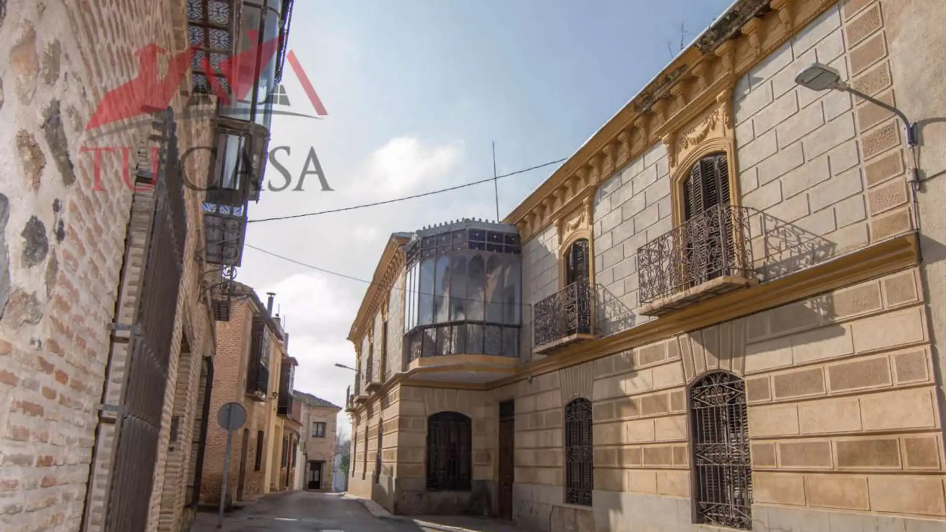 Vista exterior de Casa o xalet en venda en Polán amb Jardí privat, Terrassa i Balcó