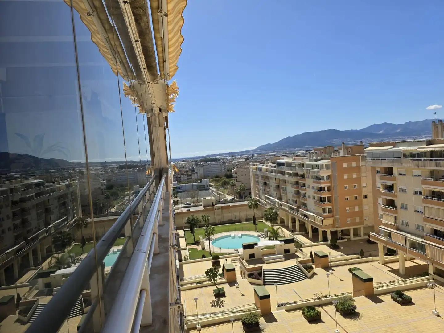 Vista exterior de Pis en venda en Málaga amb Aire condicionat, Terrassa i Traster