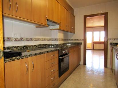 Kitchen of Flat for sale in Roda de Ter  with Balcony