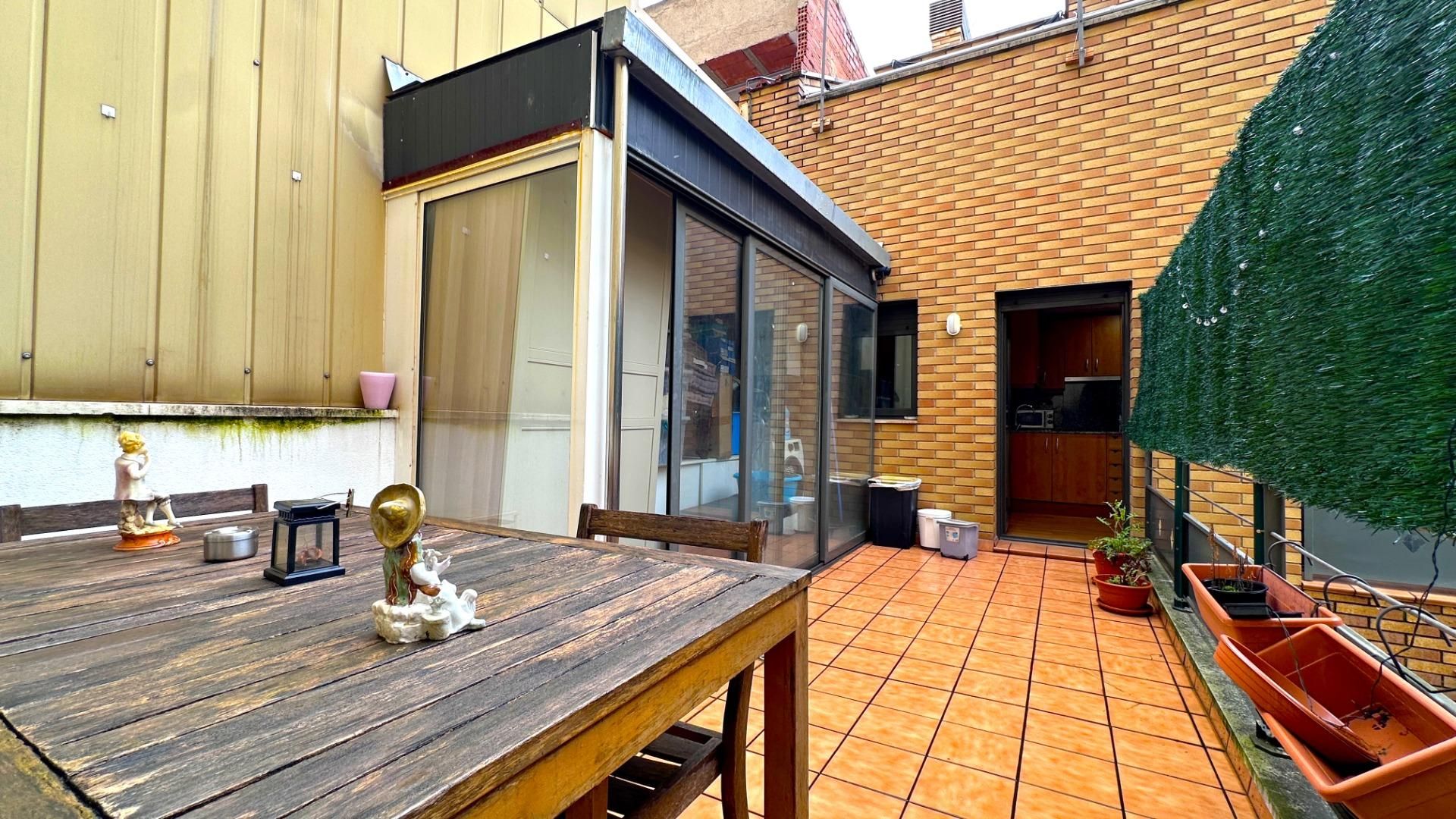 Terraza de Ático en venta en Terrassa con Calefacción, Parquet y Terraza