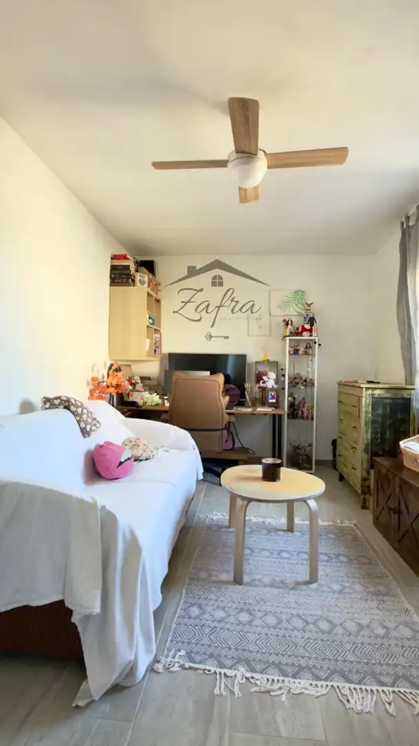 Sala d'estar de Casa o xalet en venda en Tordera amb Aire condicionat, Jardí privat i Terrassa