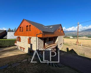 Exterior view of Single-family semi-detached for sale in Fontanals de Cerdanya  with Terrace and Balcony