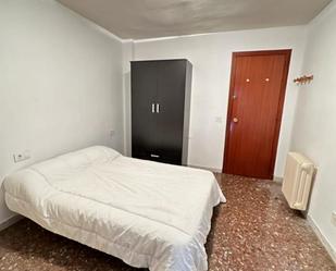 Bedroom of Apartment to share in Reus