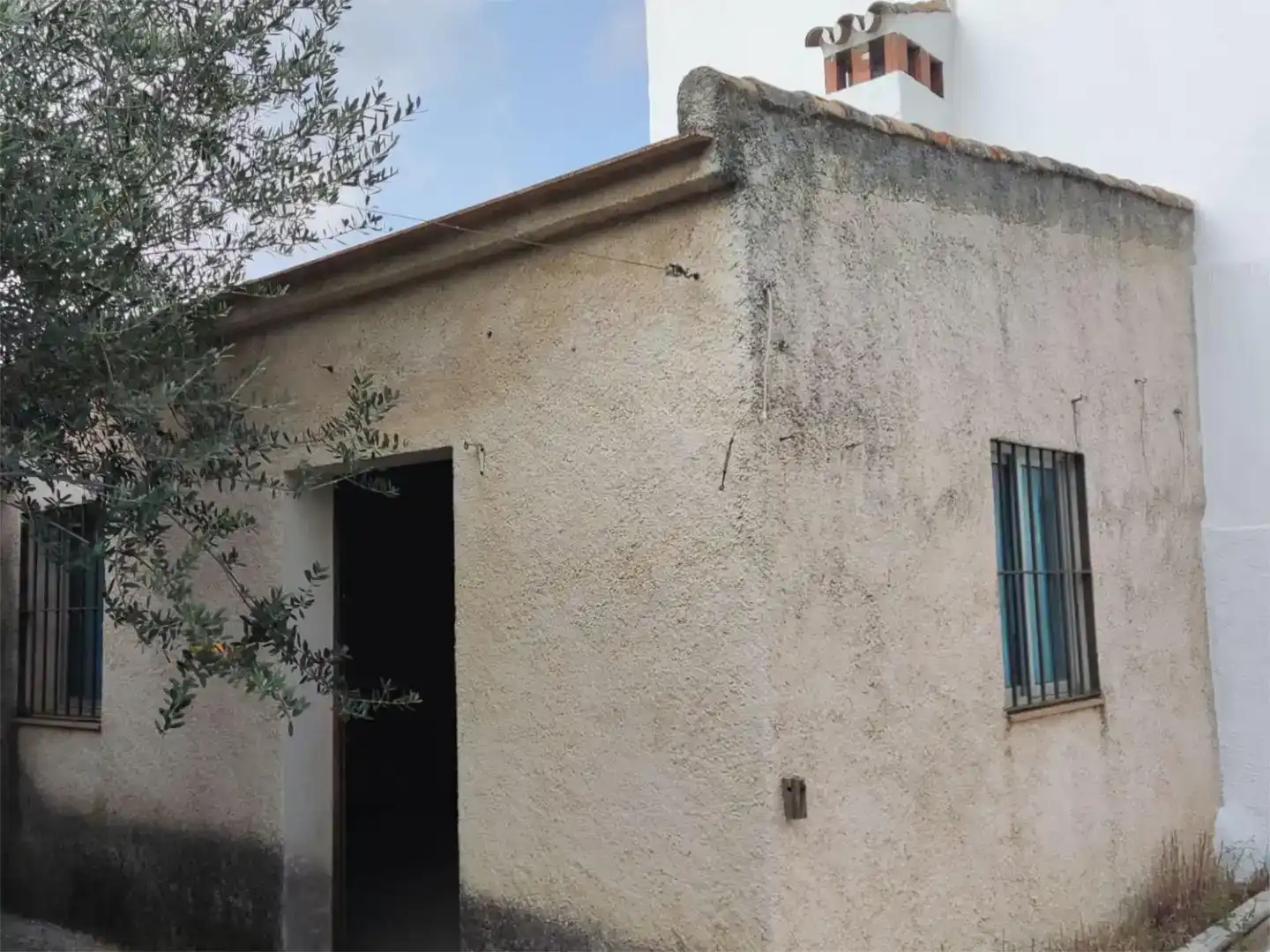 Vista exterior de Pis en venda en Burguillos amb Jardí privat, Traster i Balcó