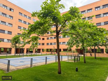 Flat with pool for sale in Calle ISABEL CLARA EUGENIA