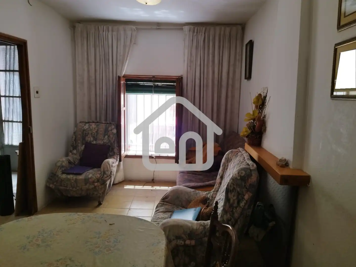 Sala d'estar de Casa o xalet en venda en Requena amb Calefacció