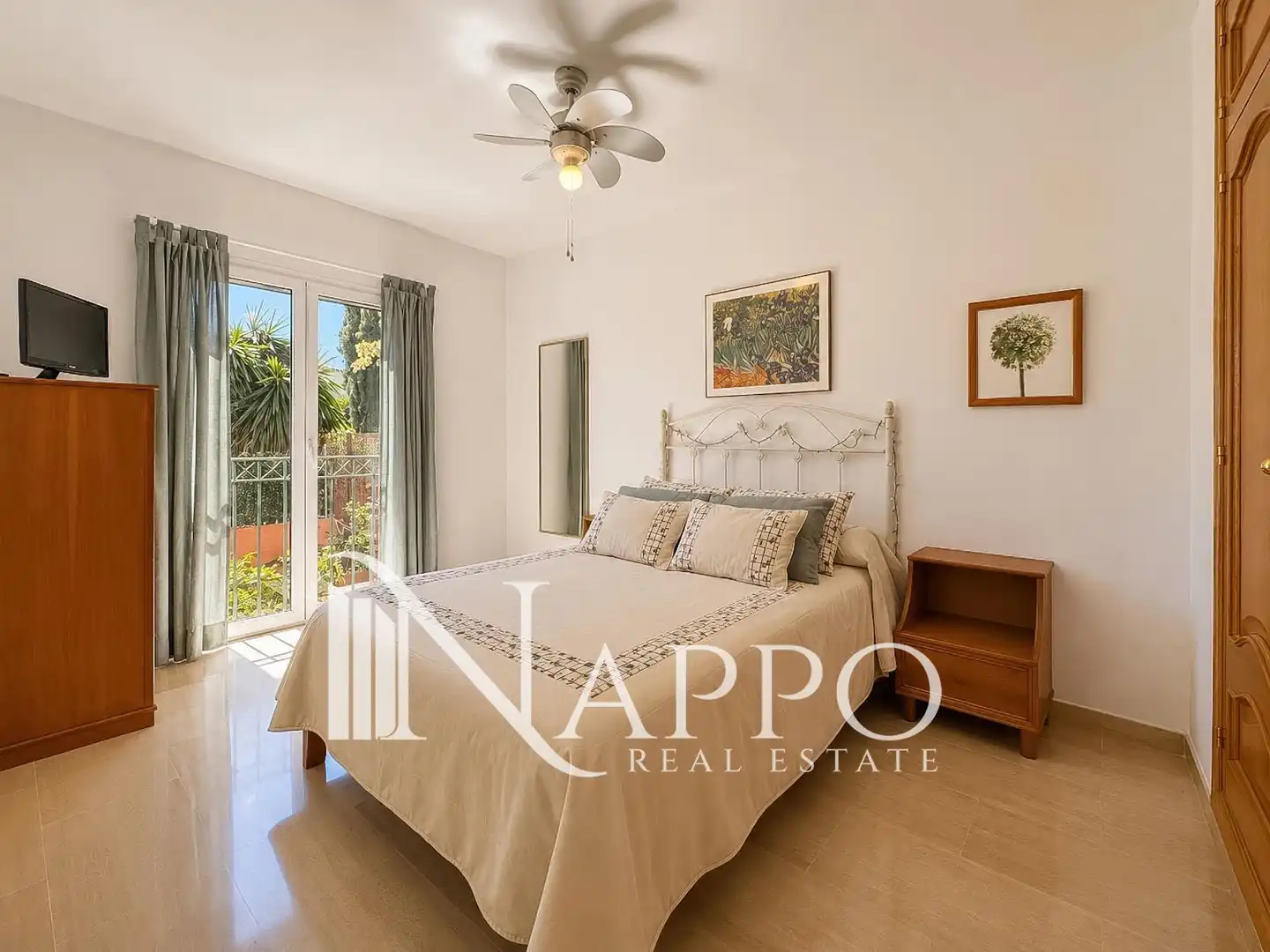 Habitación de Casa adosada en venta en  Palma de Mallorca con Aire acondicionado, Calefacción y Jardín privado