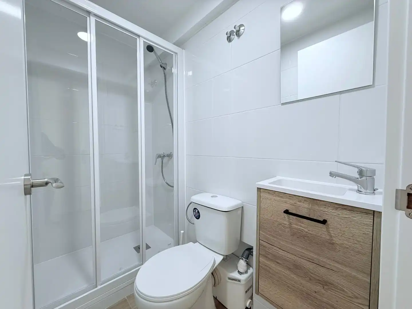 Room in Calle del Puerto del Bruch, 7, Casco Histórico de Vallecas