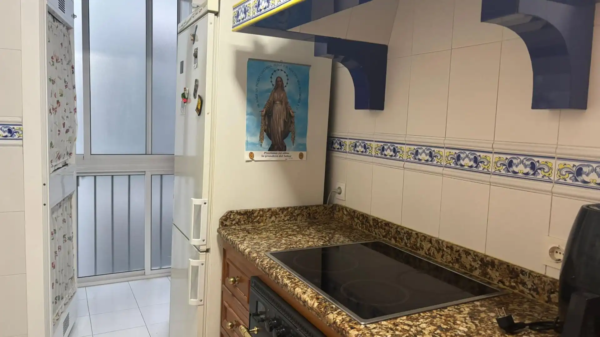 Cocina de Piso de alquiler en Sevilla con Aire acondicionado, Calefacción y Terraza