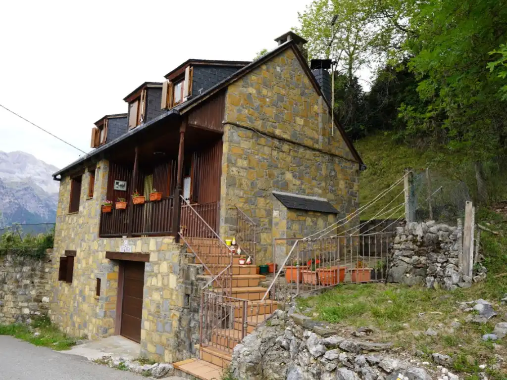 Vista exterior de Casa o xalet en venda en Bielsa