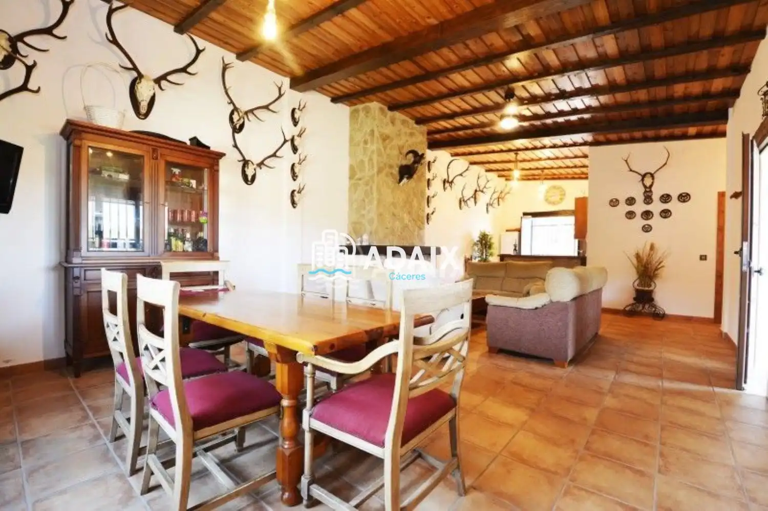 Comedor de Finca rústica en venta en Aliseda con Aire acondicionado y Terraza