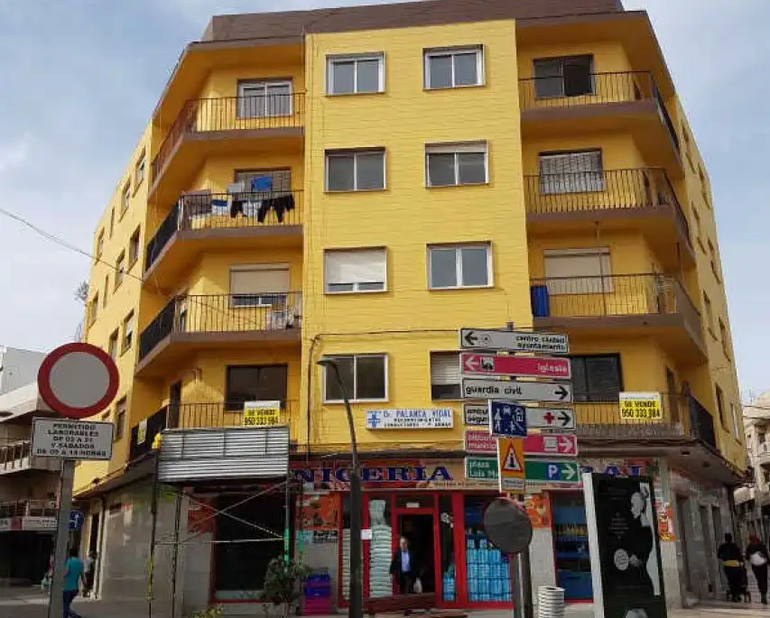 Appartement compact à vendre à Roquetas de Mar ciudad