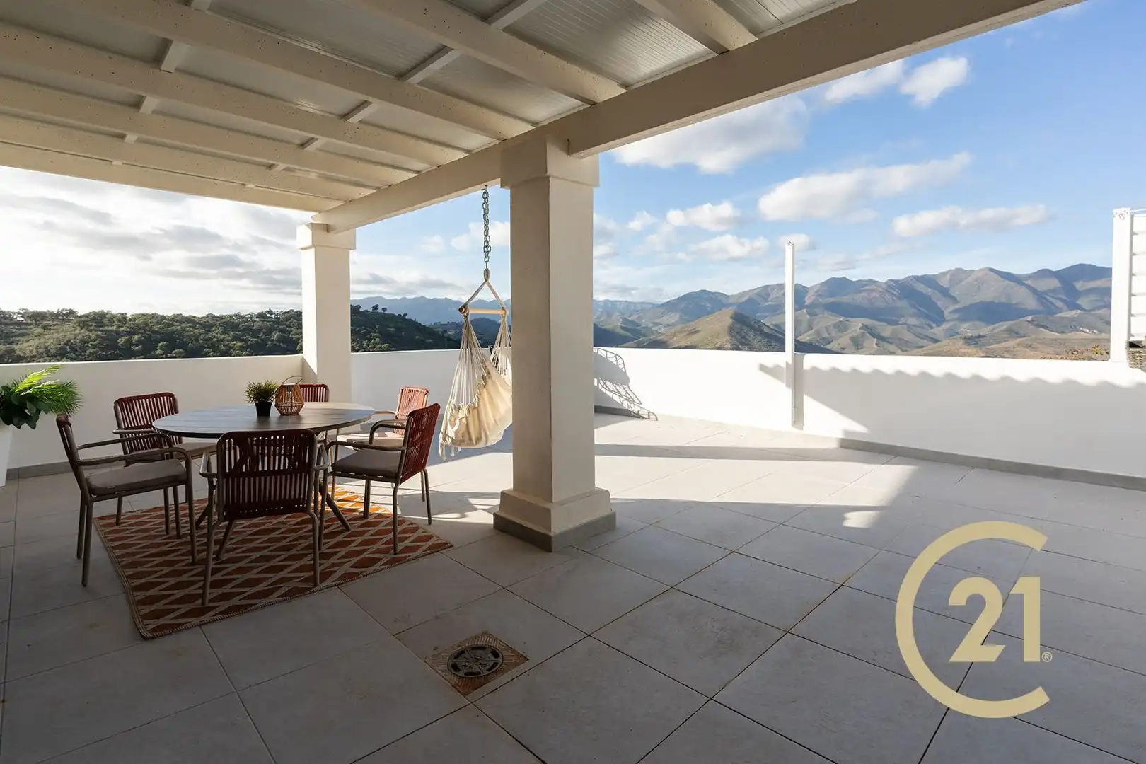 Terraza de Casa adosada en venta en Ojén con Aire acondicionado, Calefacción y Jardín privado
