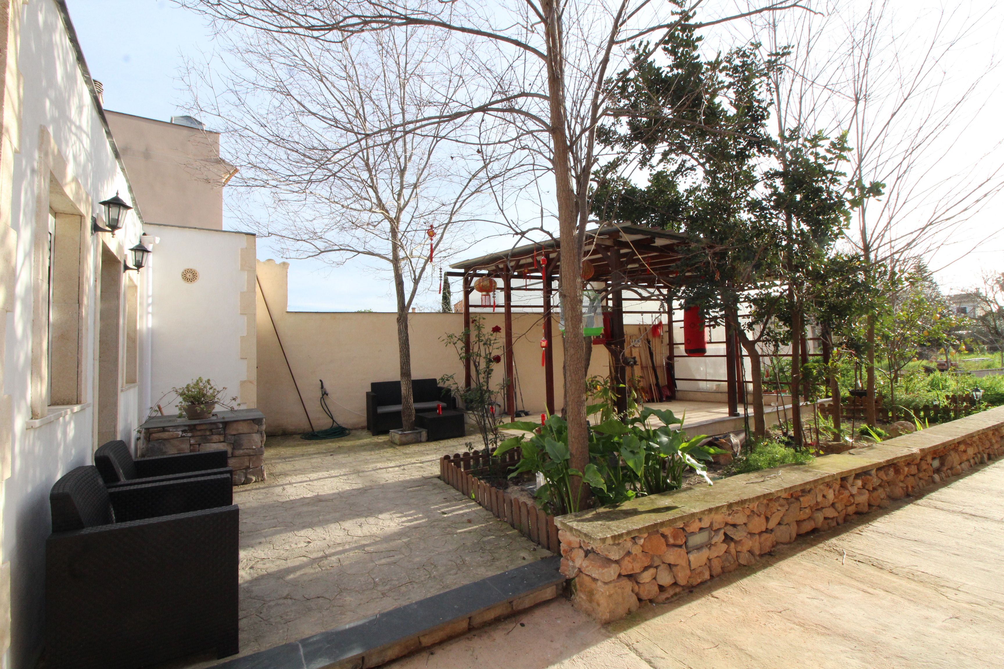Jardí de Finca rústica en venda en Santa María del Camí amb Parquet i Terrassa