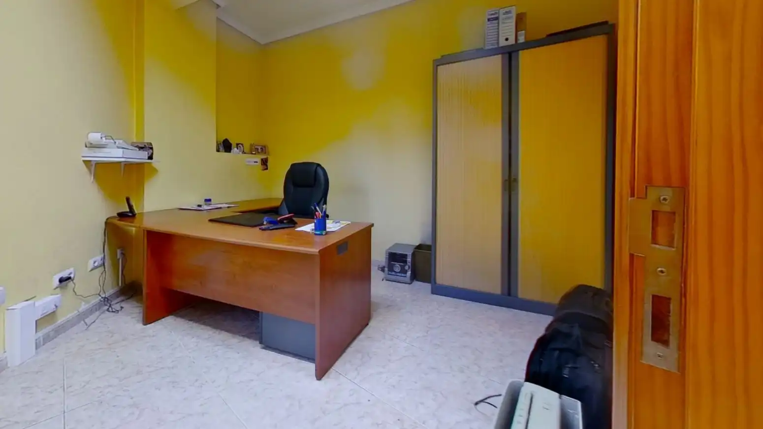 Commercial properties for rent in Torrelavega   with Air Conditioner