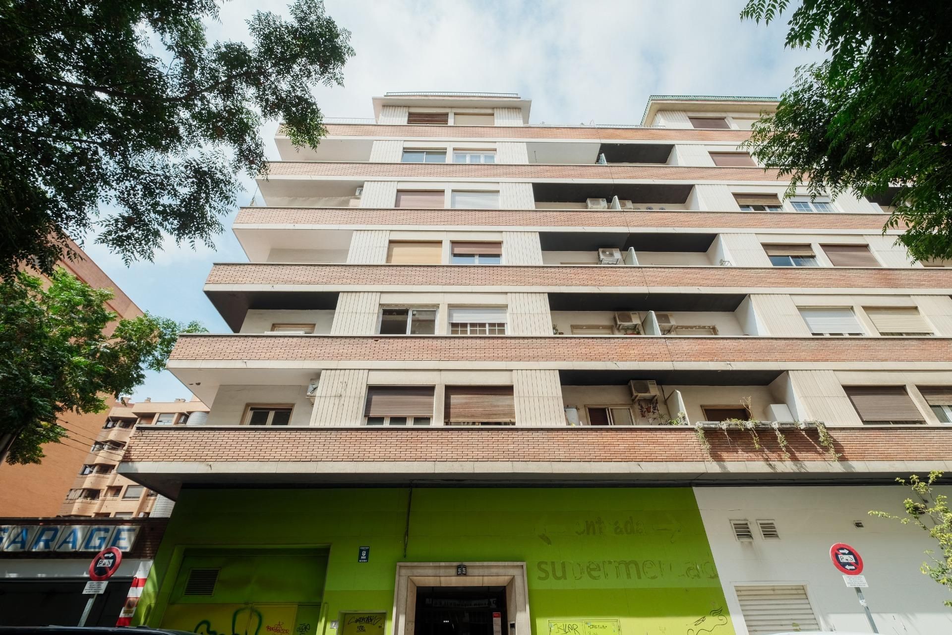 Vista exterior de Pis en venda en  Zaragoza Capital amb Calefacció, Parquet i Terrassa