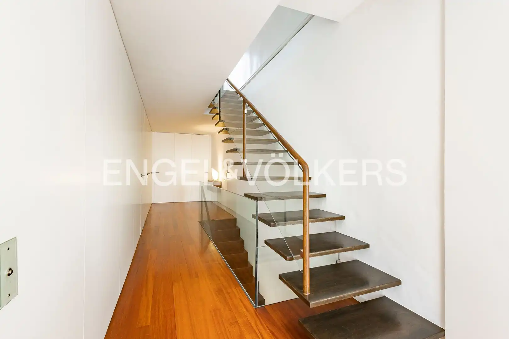 Casa o chalet en venta en Sant Cugat del Vallès con Aire acondicionado, Calefacción y Jardín privado