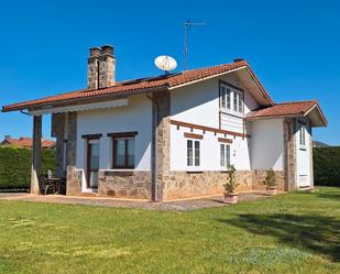 Exterior view of House or chalet for sale in La Puebla de Arganzón   with Air Conditioner and Terrace
