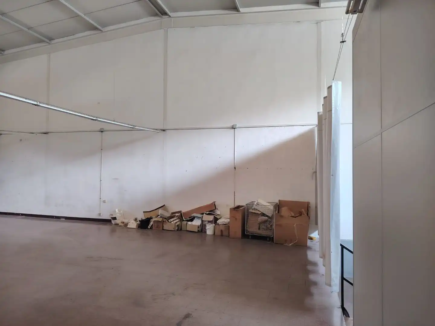 Office for rent in Bergara  with Air Conditioner and Heating