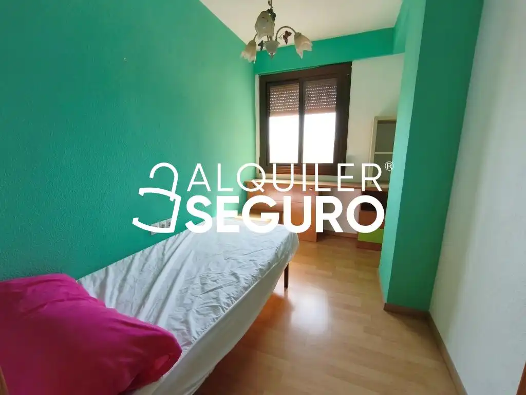Habitación de Piso de alquiler en Alicante / Alacant con Amueblado
