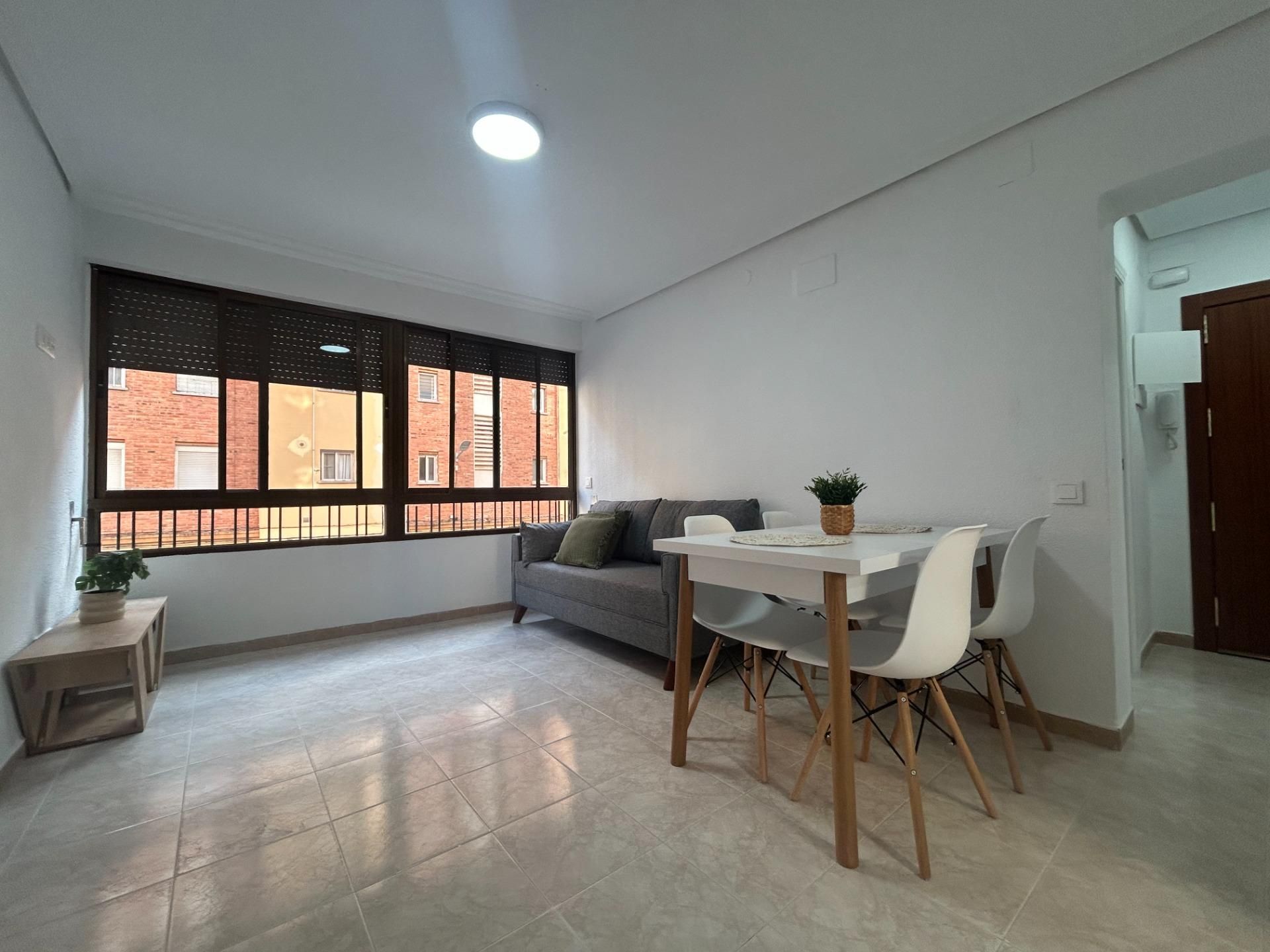 Vista exterior de Apartament de lloguer en Castellón de la Plana / Castelló de la Plana amb Aire condicionat i Moblat