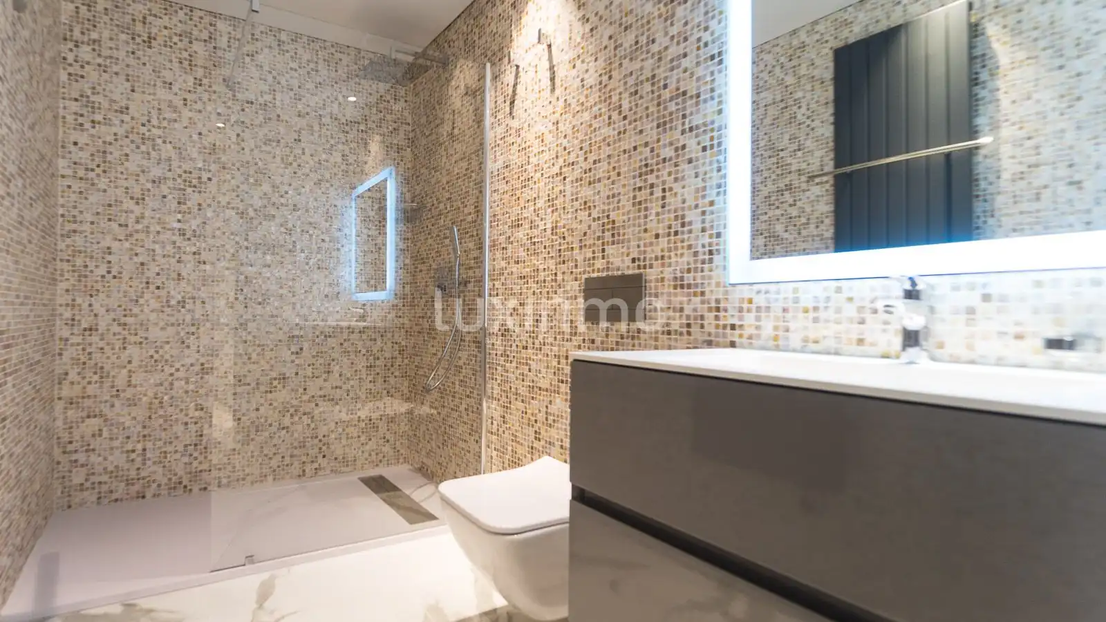 Baño de Casa o chalet en venta en Altea con Aire acondicionado, Calefacción y Jardín privado