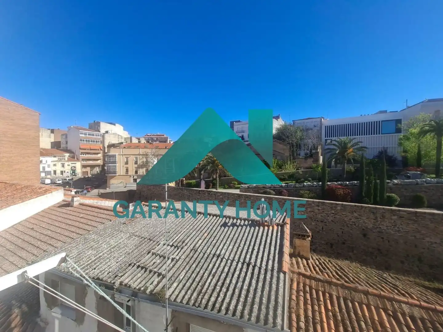 Außenansicht von Wohnungen zum Verkauf in Cáceres Capital mit Terrasse