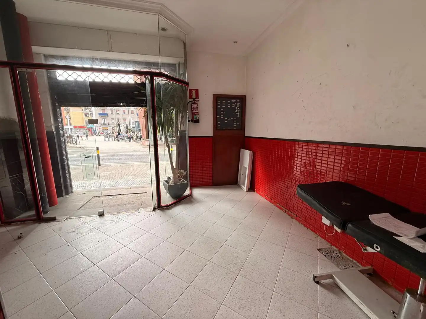 Local de alquiler en Las Arenas