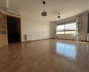 Living room of Flat for sale in Serra  with Air Conditioner and Terrace