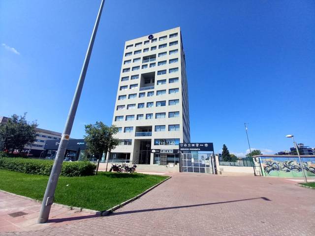 Garaje en Venta en Avenida Avda. Juan Carlos I. (Edfc Tomás Guillén) en Santa María de Gracia