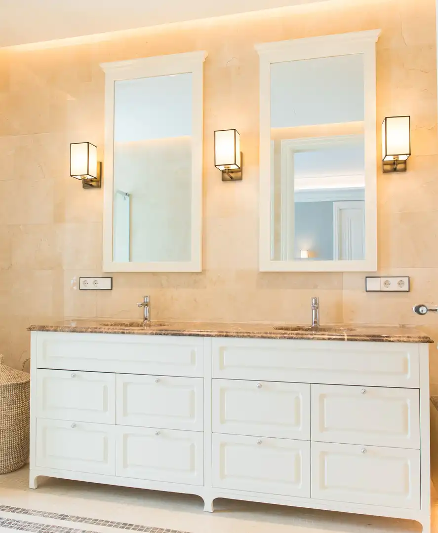 Baño de Casa o chalet en venta en Benahavís con Aire acondicionado, Calefacción y Jardín privado