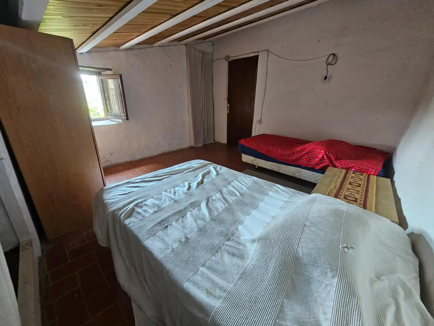 Dormitori de Finca rústica en venda en Riells i Viabrea amb Jardí privat i Traster