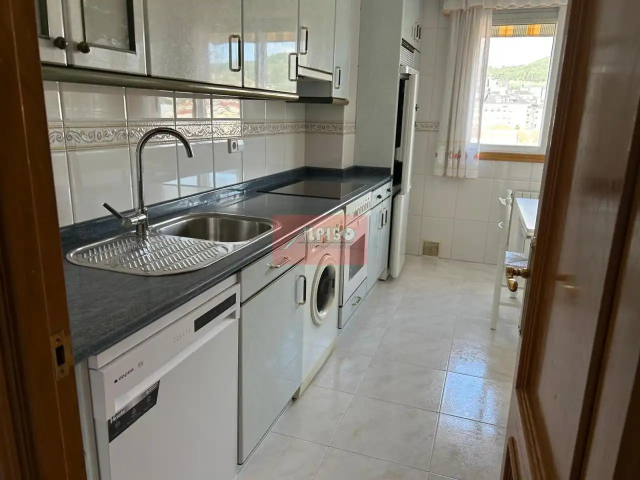 Cocina de Apartamento de alquiler en Ourense Capital  con Calefacción y Amueblado