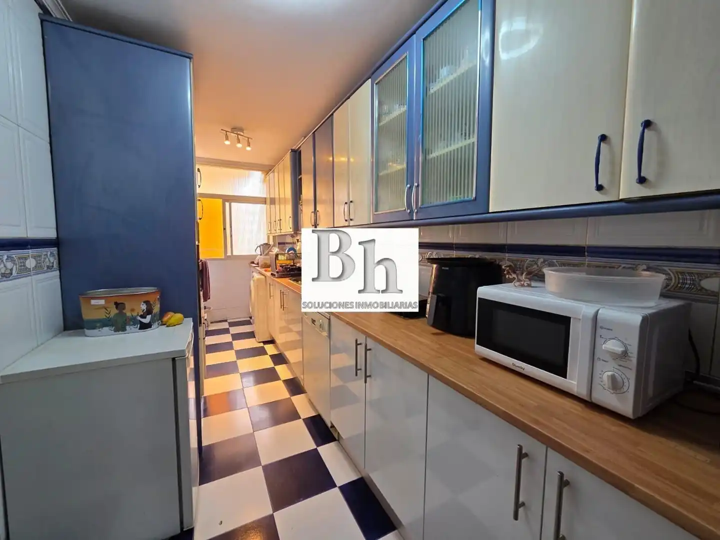 Küche von Wohnung zum Verkauf in Málaga mit Privatgarten