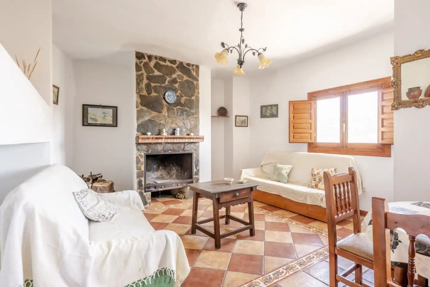 Sala d'estar de Casa o xalet en venda en El Pinar amb Aire condicionat, Jardí privat i Terrassa