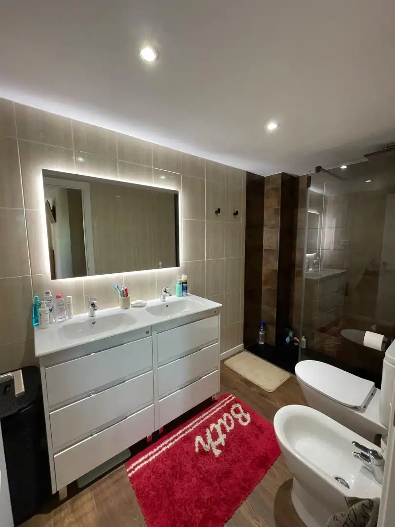 Baño de Piso en venta en Cambrils con Aire acondicionado, Calefacción y Amueblado